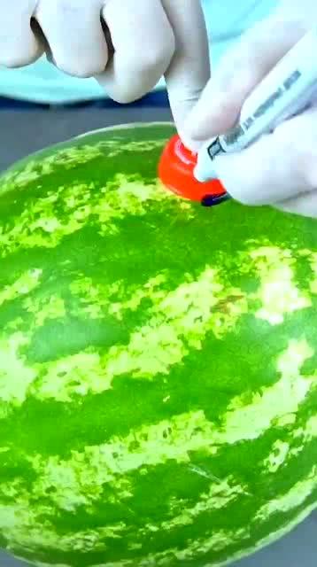 无事就在家吃瓜,揭秘现代人的“宅生活”新风尚