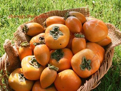 吃吊瓜能吃柿子吗,同食相宜还是禁忌?